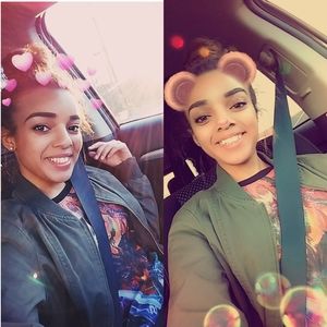 Meet your Posher, Destinee